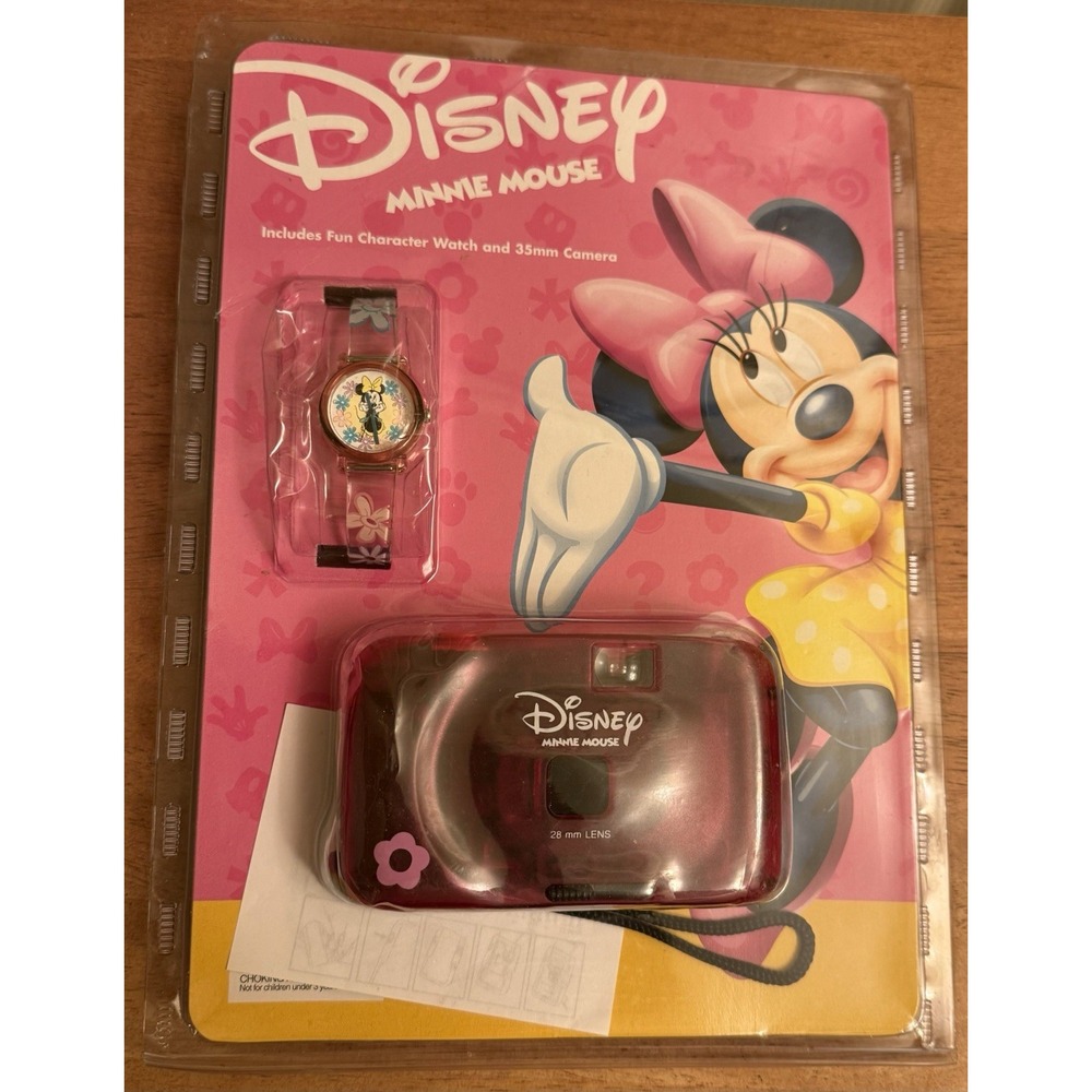 Vintage Disney Minnie Mouse 35mm Red Camera And Character Watch. New Rare Sealed